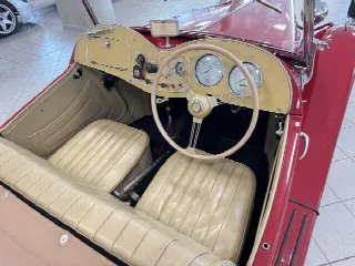 Foto 14 di 30: MG TD  