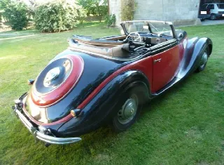 Foto 3 di 4: BMW 327 EMW 