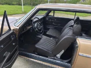 Foto 1 di 4: MERCEDES-BENZ  250 E