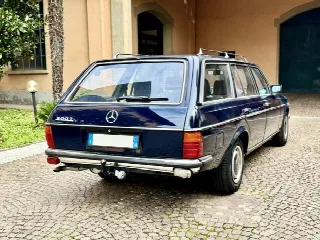 Foto 2 di 16: MERCEDES-BENZ T4 SW