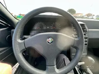 Foto 2 di 6: ALFA ROMEO  164 TWIN SPARK 2,0 