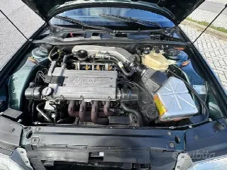 Foto 5 di 6: ALFA ROMEO  164 TWIN SPARK 2,0 