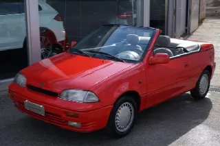 Foto 1 di 10: SUZUKY Swift 1.3i 68 CV cat CABRIO  