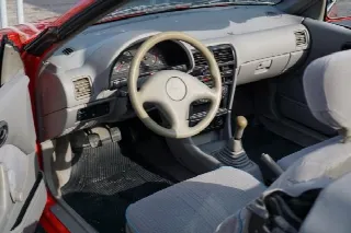 Foto 8 di 10: SUZUKY Swift 1.3i 68 CV cat CABRIO  