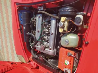 Foto 15 di 19: ALFA ROMEO Spider 2000 Veloce seconda serie 