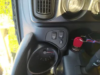 Foto 6 di 30: ALFA ROMEO GTV 2000 V6 modello 916 