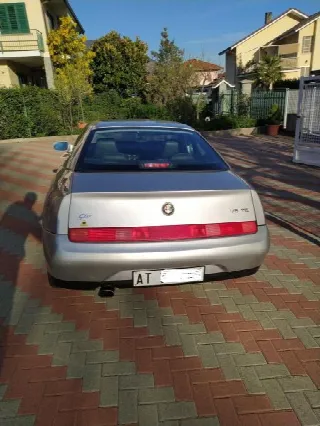 Foto 2 di 30: ALFA ROMEO GTV 2000 V6 modello 916 