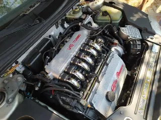 Foto 26 di 30: ALFA ROMEO GTV 2000 V6 modello 916 