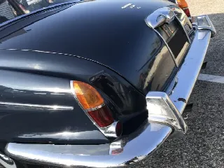 Foto 5 di 23: JAGUAR 420G 