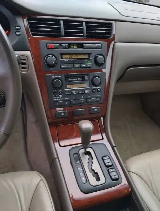 Foto 13 di 24: HONDA Legend KA9 3.5 V6 