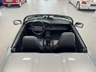 Foto 18 di 30: PORSCHE 911 Speedster 3.2