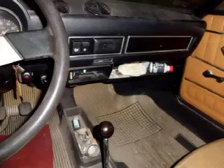 Foto 17 di 46: FIAT 128 COUPE' (SL) SPORT LUSSO 