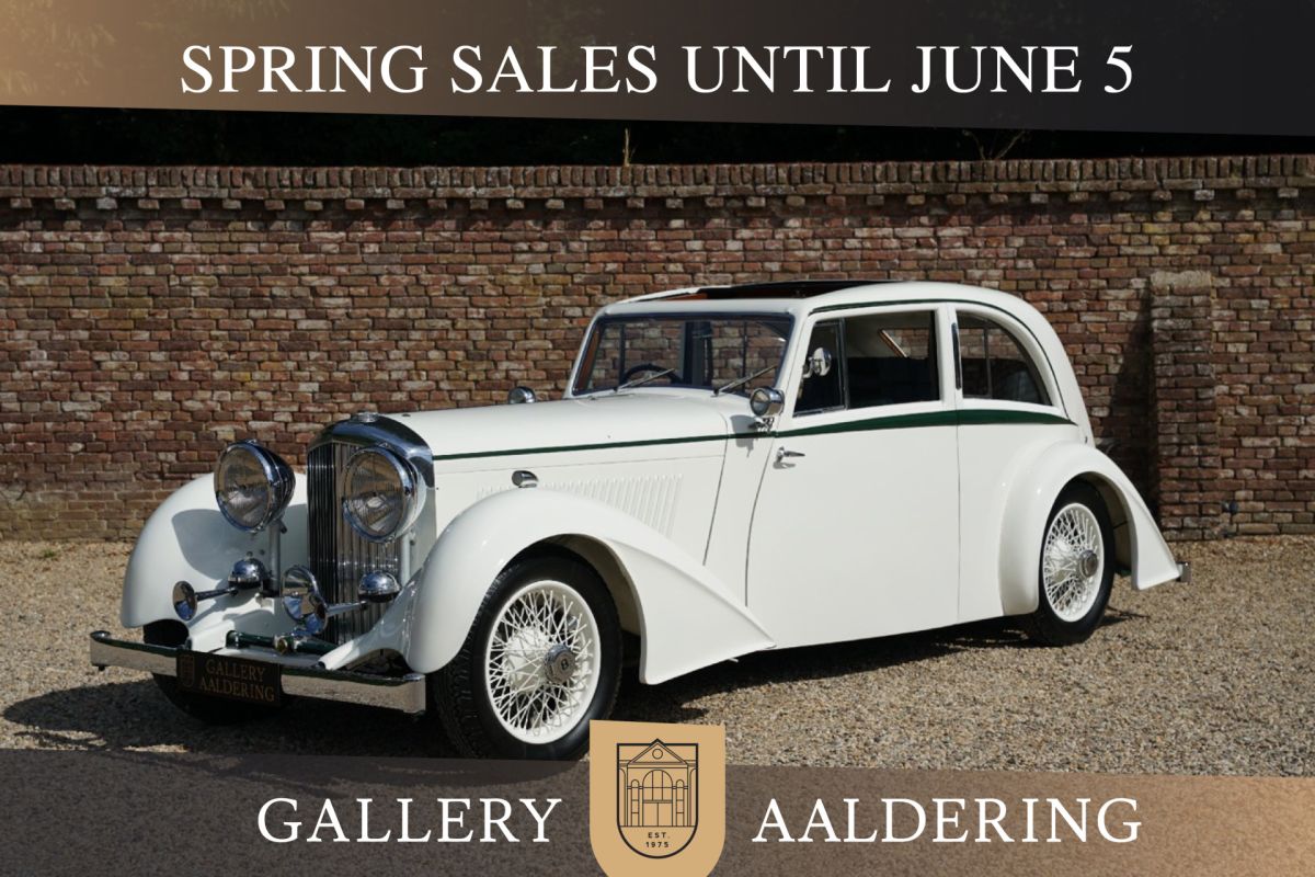 Bentley 3½ litre "Streamline" by Park Ward & Co Unique one-off "Streamline" Saloon Bentley, Collectors item, Early-built Bentley after being taken over by Rolls Royce, Ordered by Jack Barclay Ltd f
