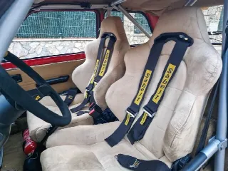 Foto 10 di 10: RENAULT R5 Turbo 2 