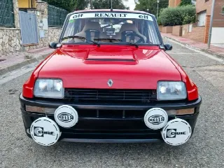 Foto 5 di 10: RENAULT R5 Turbo 2 
