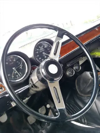 Foto 8 di 25: ALFA ROMEO GT Junior 1300 ii serie