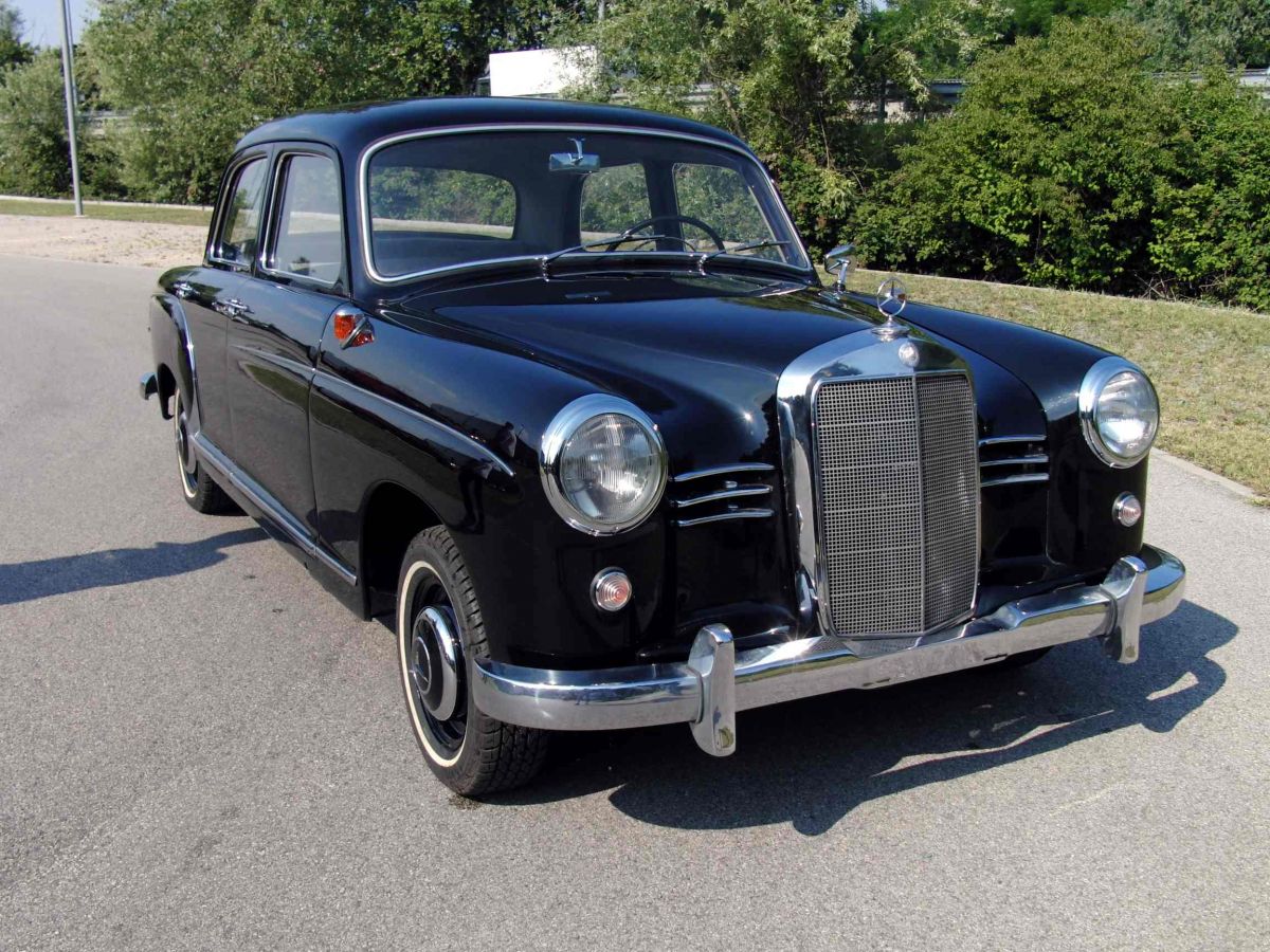 MERCEDES-BENZ 180 Berlina (W120) 