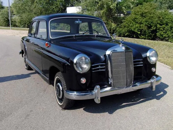 MERCEDES-BENZ 180 Berlina (W120)