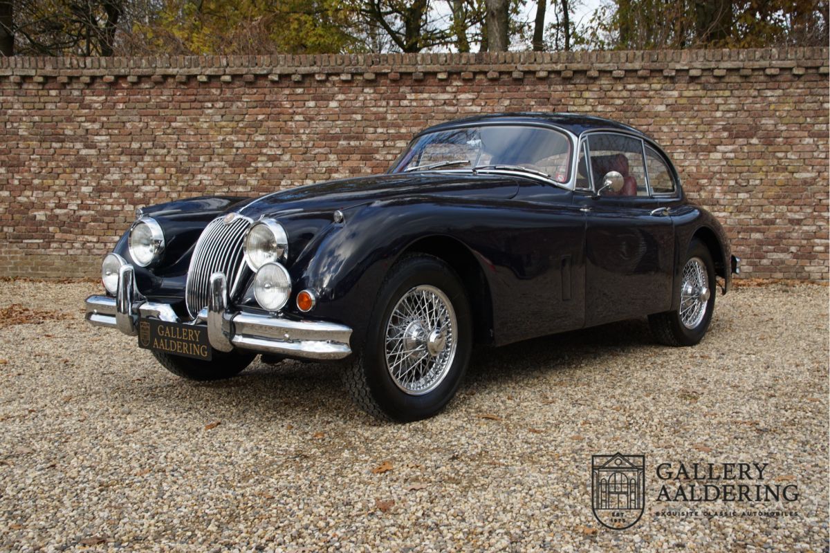 Jaguar XK150 FHC 3.4 SE Matching numbers, Factory overdrive, Extensive restoration into the smallest details, The final evolution of Jaguar's legendary XK series