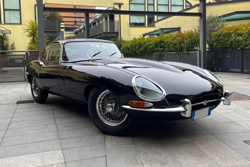 JAGUAR E-Type SI (1961-1968)  FHC FINARTE ACUTION 8 MARZO 2026