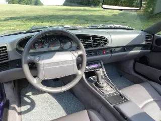 Foto 5 di 9: PORSCHE 968   