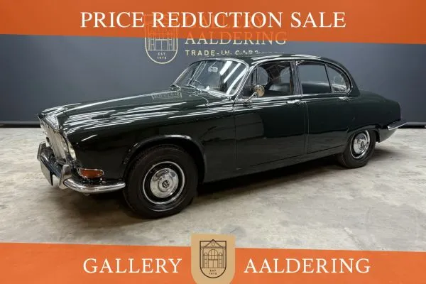 Jaguar Daimler Sovereign 420 Saloon Trade-in car PRICE REDUCTION! More than 20 years privately owned by Dutch specialist, Dutch Marque specialist restored and mechanically rebuilt, Good history file