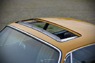 Foto 6 di 9: PORSCHE 911 SWB - Sunroof Coupé - Restored 