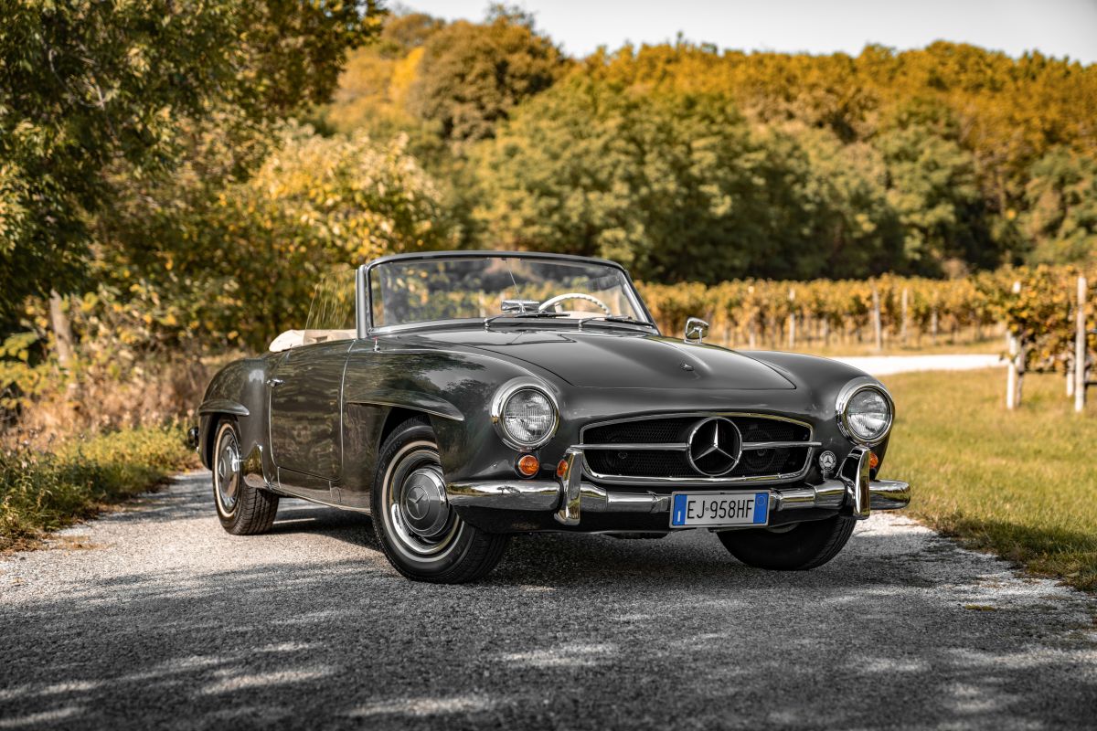 MERCEDES-BENZ 190 SL   