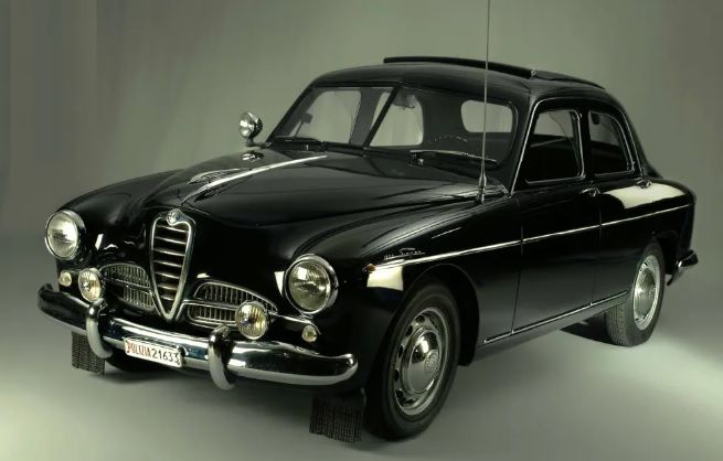 A come Alfa Romeo, Z come Zagato: due punti di riferimento fortissimi per l’automobile che OldCar24 presenta nel suo stand.