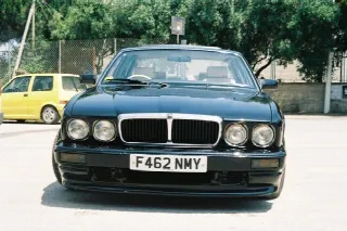 Foto 1 di 8: JAGUAR Sport Xjr  