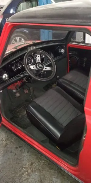 Foto 3 di 6: INNOCENTI MiniCooper1300  