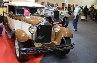 Foto 1 di 1: ALFA ROMEO 1750 6C - 6 CIL - 1752 c.c. 55 HP  