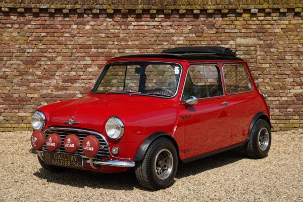 Morris Cooper S Mark 1 "From a remarkable Dutch collection" "From a remarkable Dutch collection" - Collecting and racing are his passions,Restored condition, Originally delivered in Switzerland,"A c