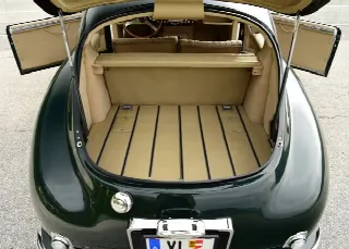 Foto 3 di 5: ASTON MARTIN DB2/4 (1953-1959) Coupe 