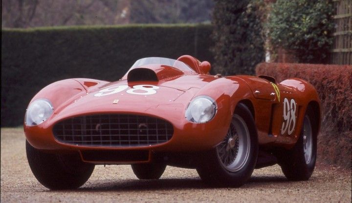 CARROZZERIA SCAGLIETTI, DOVE IL BATTILASTRA E' SCULTORE DEL METALLO 