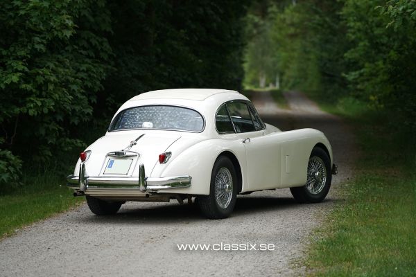 JAGUAR XK 150 FHC 