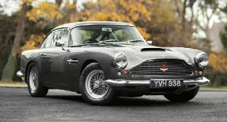 Foto 5 di 6: ASTON MARTIN DB4 Coupe 