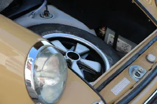 Foto 5 di 7: PORSCHE 911(1963-1973) 2.0 S SWB coupè 