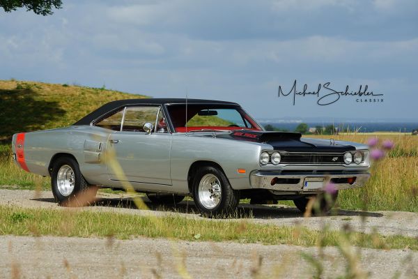 DODGE Coronet Super Bee 