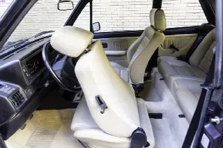 Foto 7 di 16: VOLKSWAGEN Golf Cabrio    