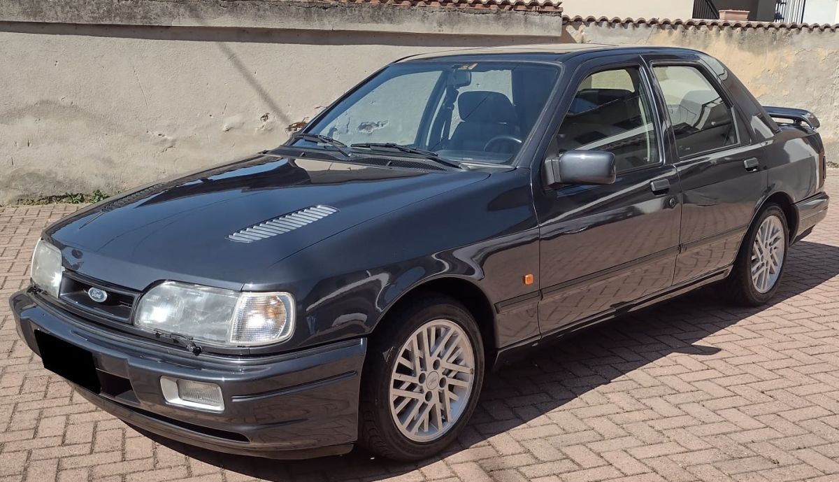 FORD Sierra RS Cosworth 4p. 2WD 