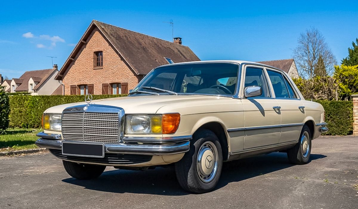 MERCEDES-BENZ 280 SE W116 
