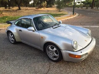 Foto 5 di 5: PORSCHE  