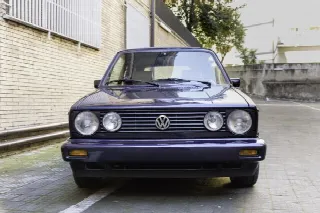 Foto 11 di 16: VOLKSWAGEN Golf Cabrio    
