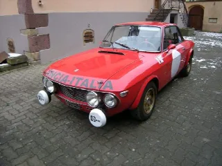 Foto 1 di 9: LANCIA Fulvia 1600 HF FANALONE 