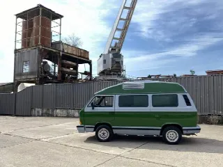 Foto 1 di 5: Volkswagen T3 Profi Dehler Typ 2  