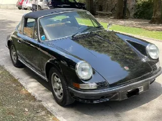 Foto 5 di 10: PORSCHE 911(1963-1973) TARGA 2.4  