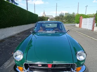 Foto 1 di 9: MG B GT  