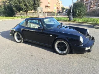 Foto 1 di 7: PORSCHE 911 Carrera 3.2 Targa G50  