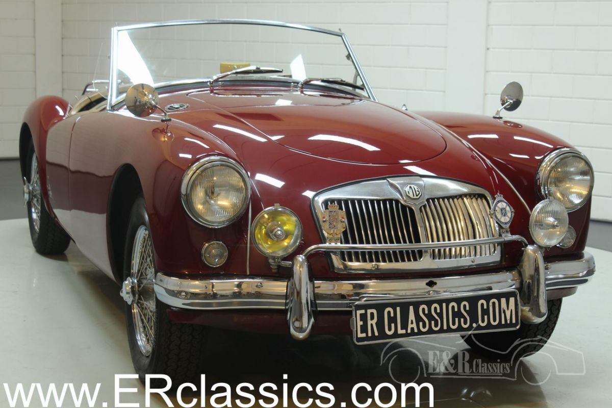 MG A Cabriolet 1960 Chrome wire wheels Burgundy Red 